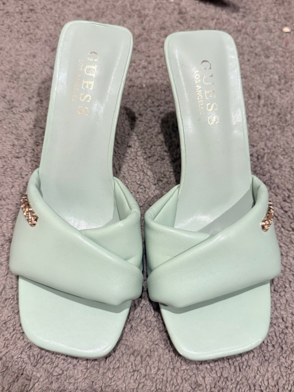 👠